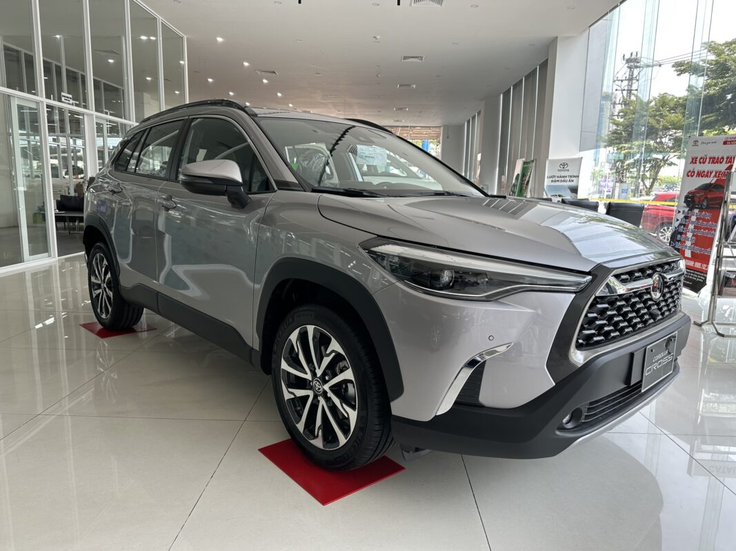 Toyota cross 2023 đà nẵng