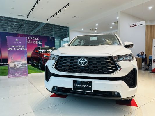 Toyota Inova Cross 2023 Đà Nẵng