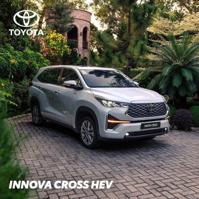 Toyota Innova Cross Đà Nẵng