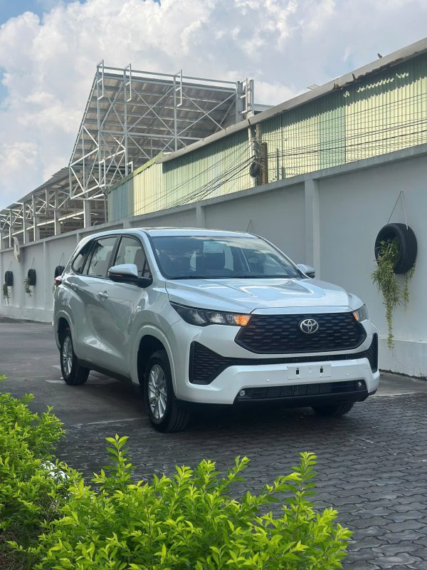 toyota innova cross đà nẵng