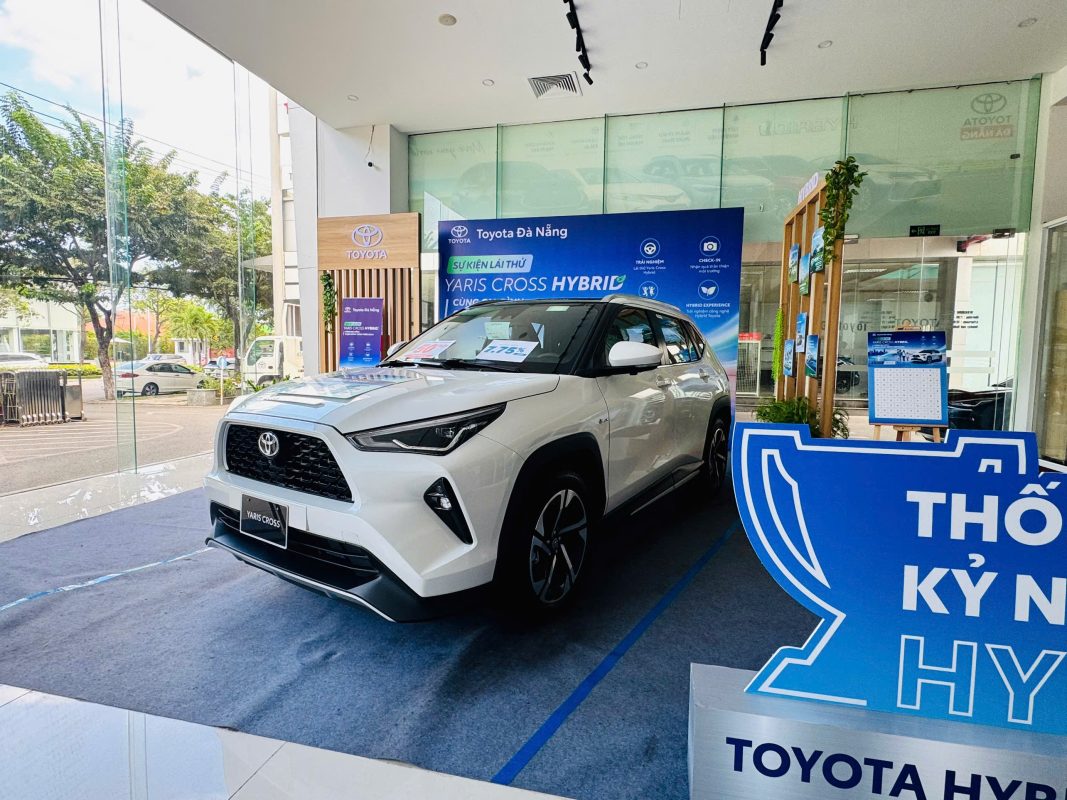toyota yaris cross đà nẵng